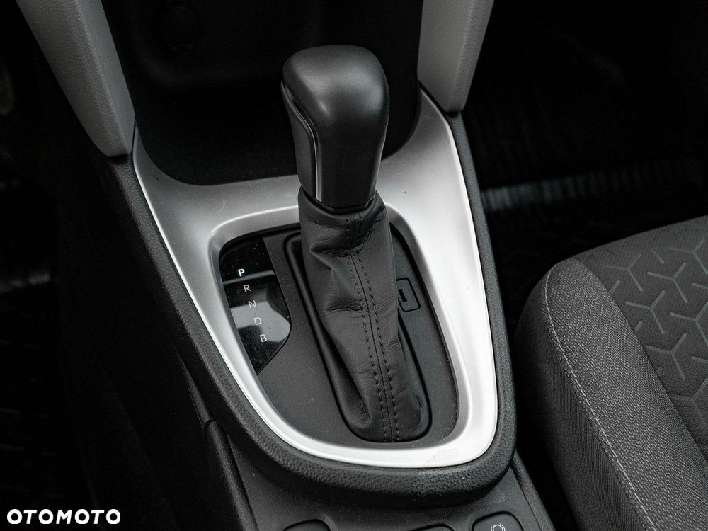 Toyota Yaris Cross - 17