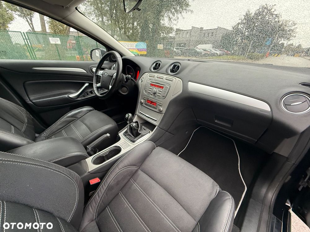 Ford Mondeo 2.0 TDCi Titanium - 14