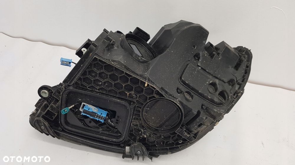 mercedes c klasa w206 lampa prawy przód eu - 6