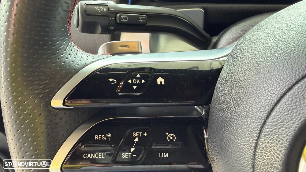 Mercedes-Benz GLB 180 d AMG Line - 20