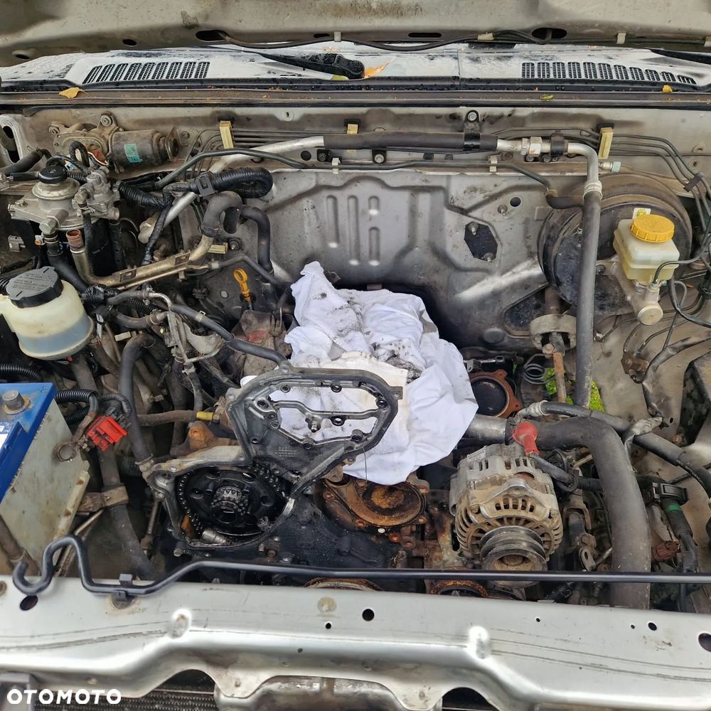 Nissan NP300 Pickup - 9