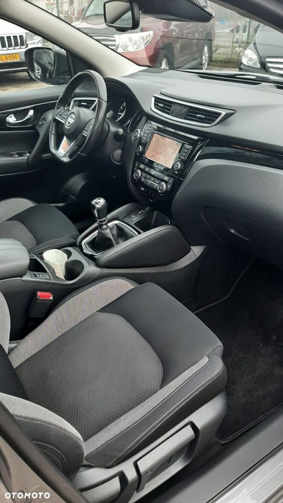 Nissan Qashqai 1.3 DIG-T TEKNA - 14