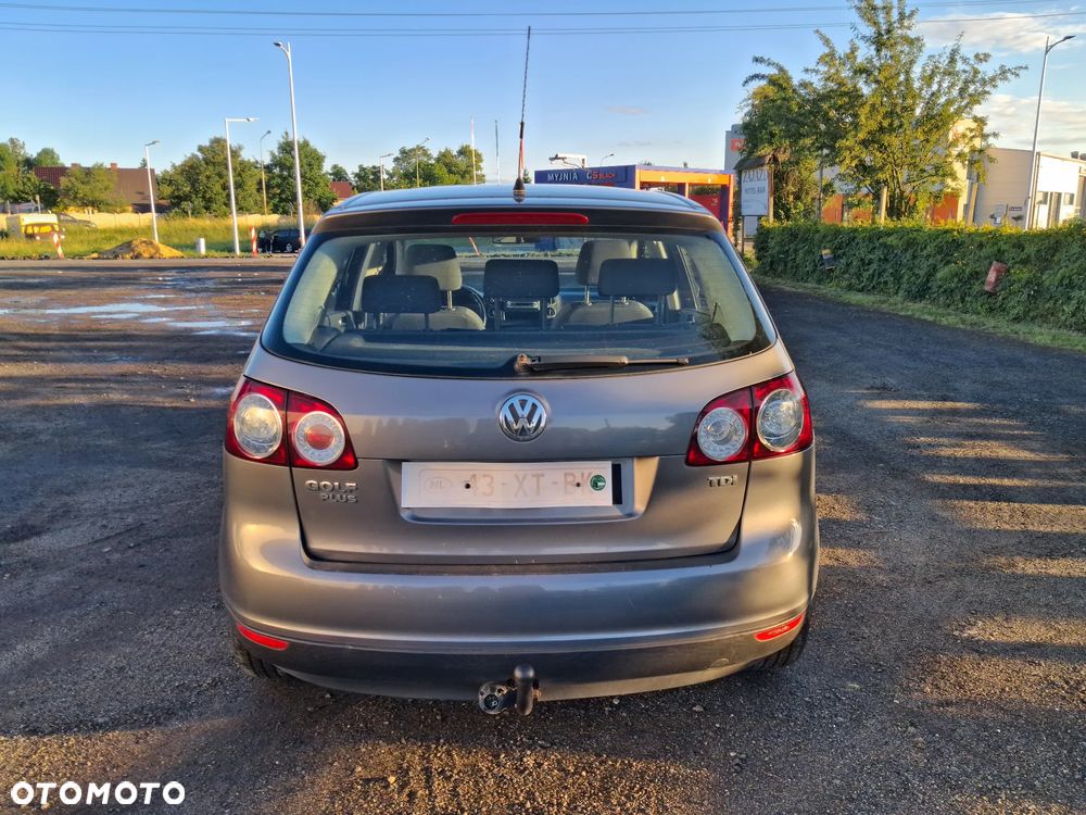 Volkswagen Golf Plus 1.9 TDI DSG Comfortline - 6