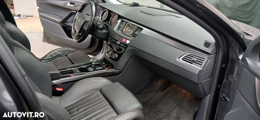 Peugeot 508 RXH Hybrid4 - 22