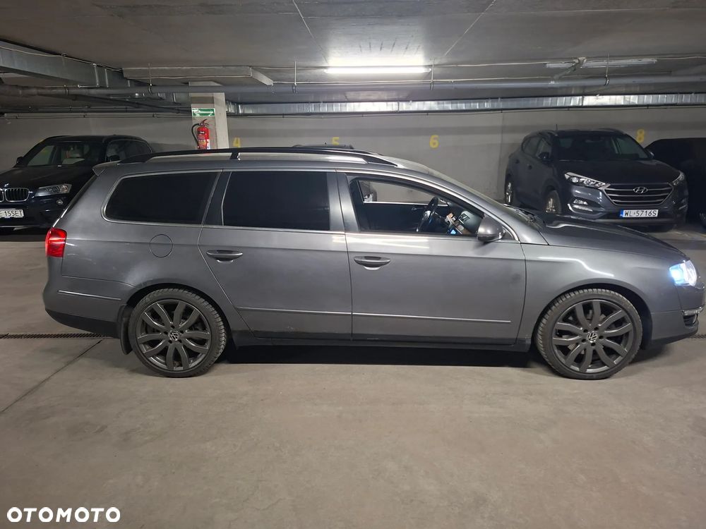 Volkswagen Passat - 4