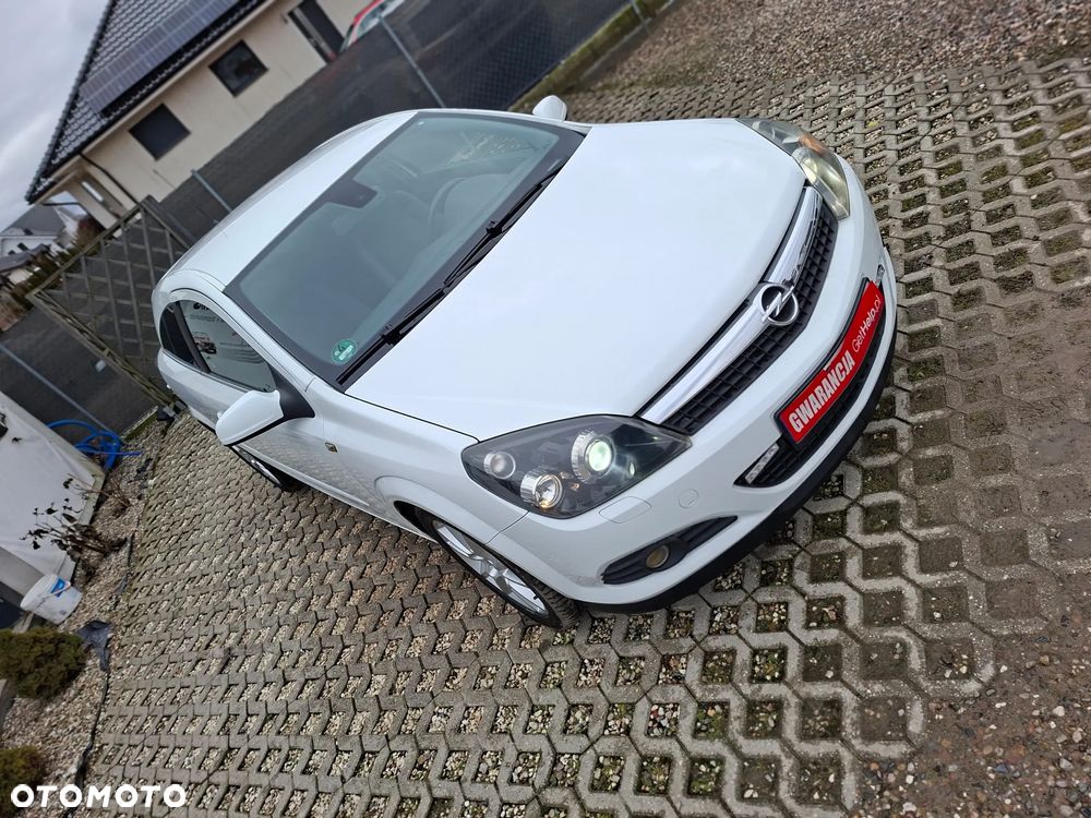 Opel Astra 1.8 Black&White - 2