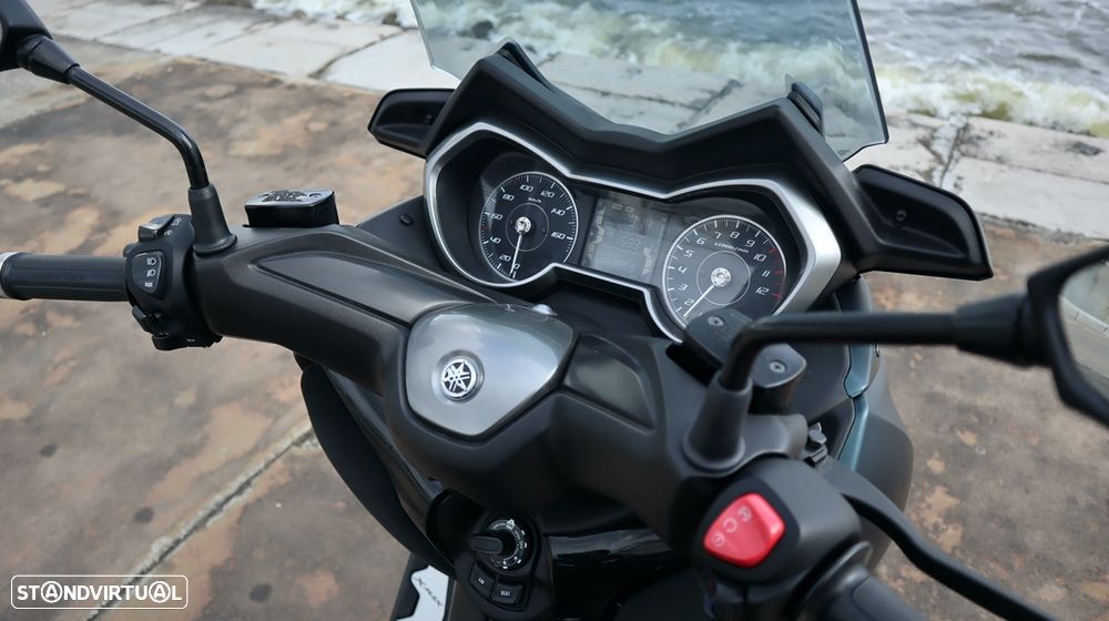 Yamaha X-Max Tech Max - 34