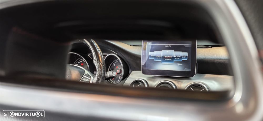Mercedes-Benz CLA 220 d 4Matic 7G-DCT AMG Line - 34