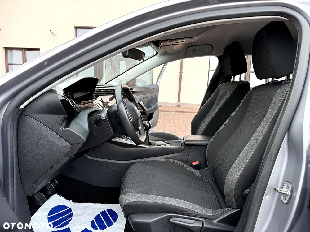 Peugeot 308 1.5 BlueHDi Allure S&S - 22