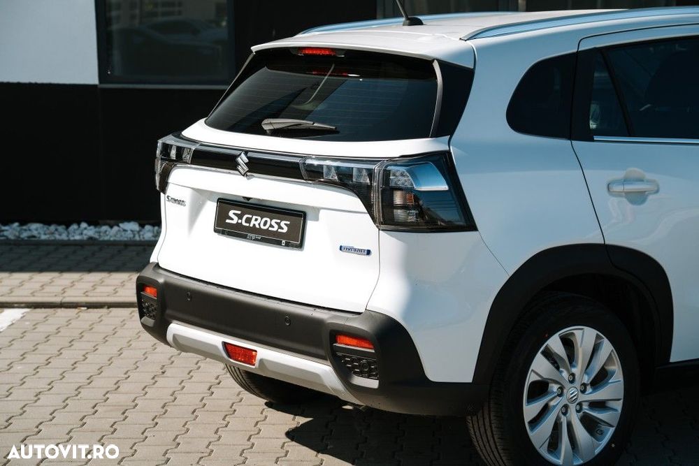 Suzuki S-Cross - 10