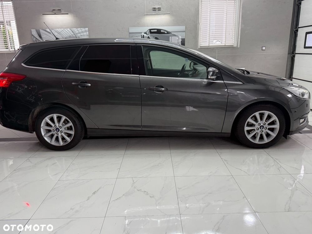 Ford Focus 1.5 EcoBoost Titanium ASS PowerShift - 9