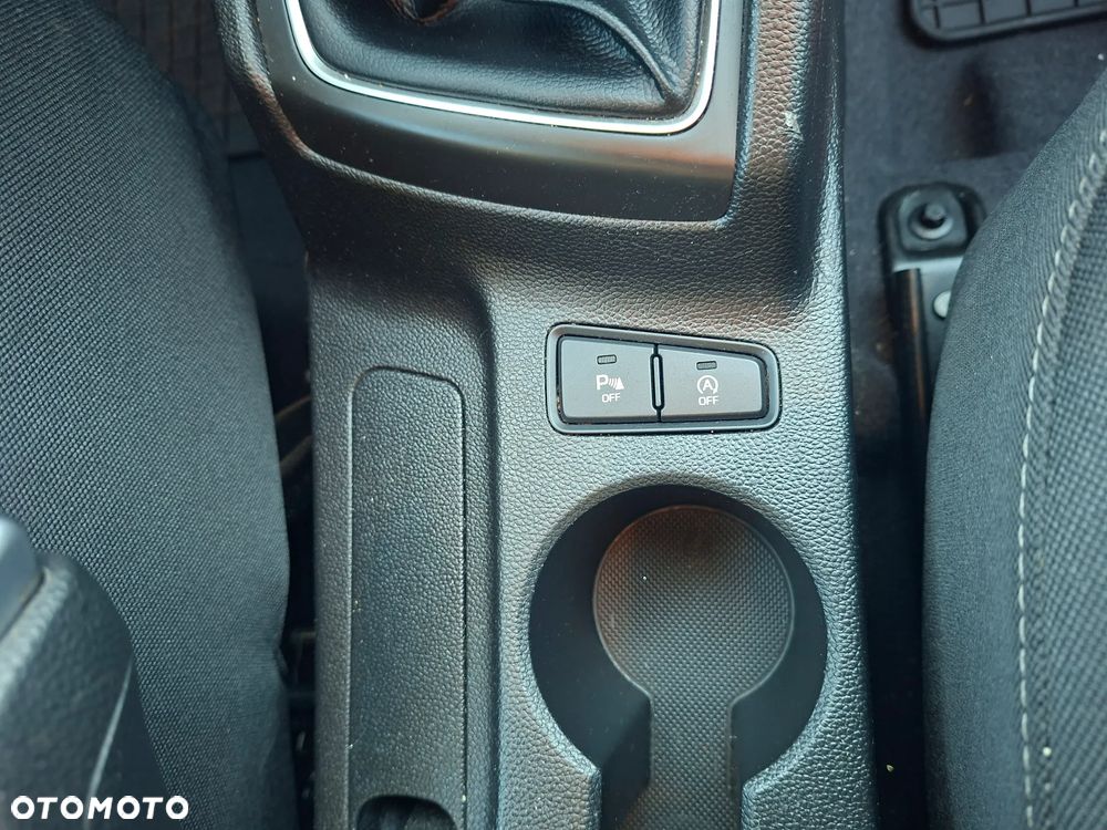 Hyundai i20 blue 1.0 T-GDI Active Style - 10