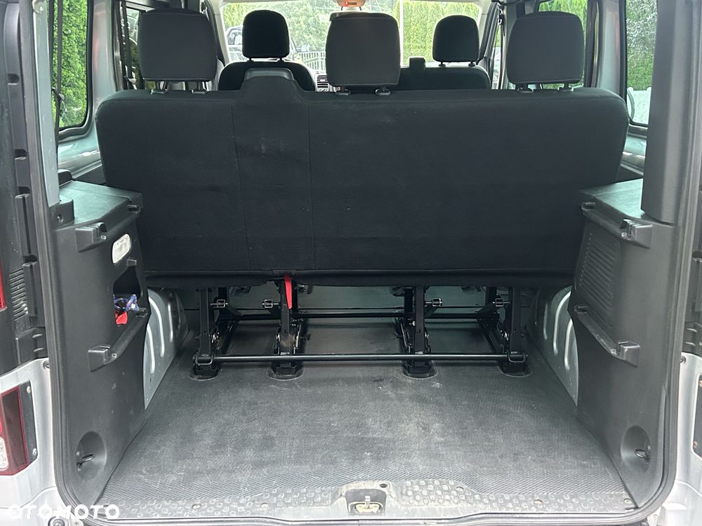 Opel Vivaro - 5