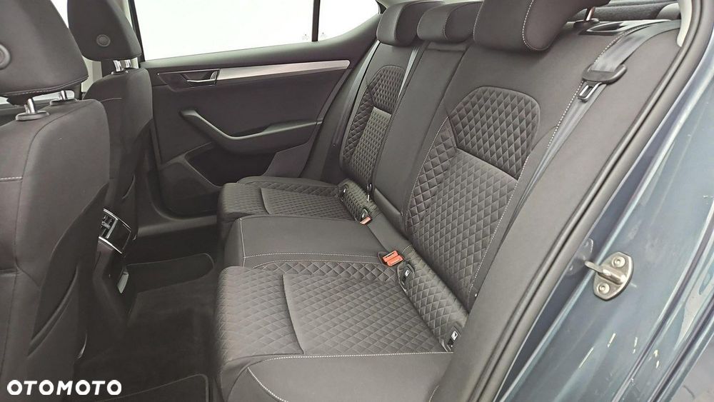 Skoda Superb 1.5 TSI Ambition - 22