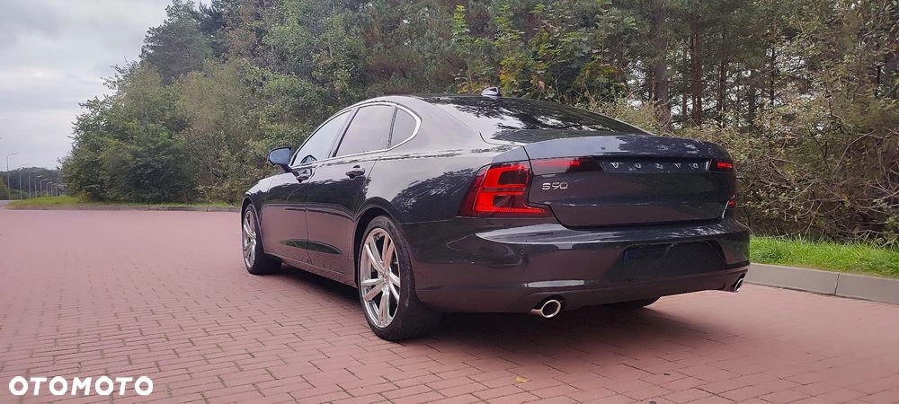 Volvo S90 D4 SCR Momentum Pro - 3