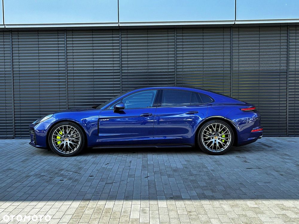 Porsche Panamera - 3
