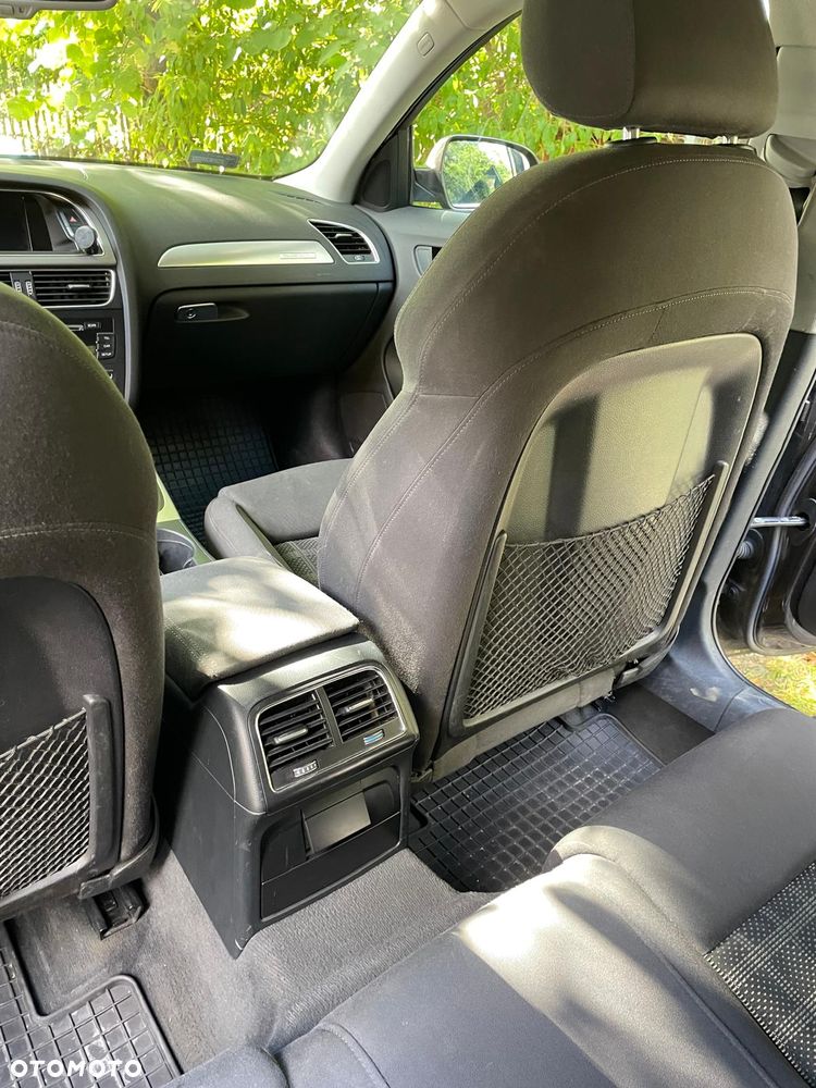 Audi A4 Avant 2.0 TDI Quattro - 10