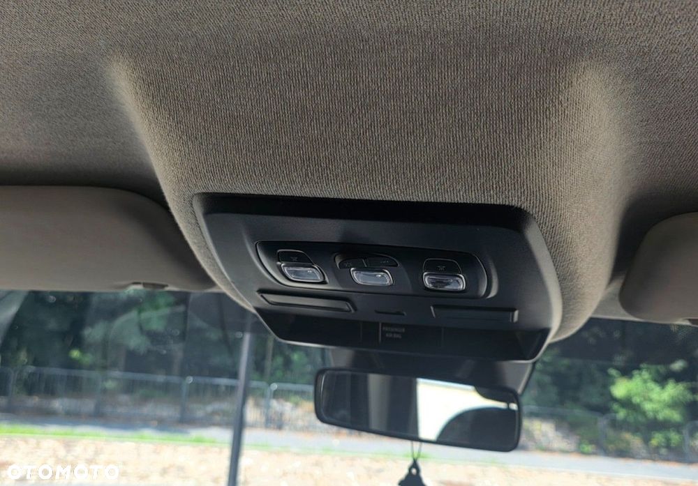 Renault Trafic - 23