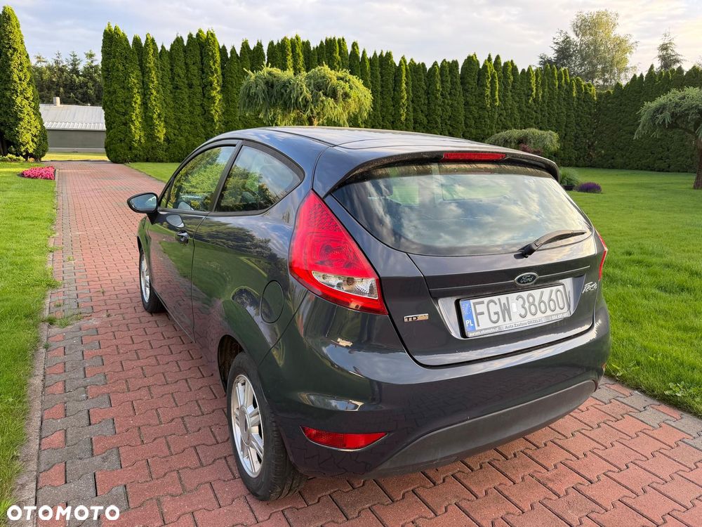 Ford Fiesta 1.4 TDCi Champions Edition - 19