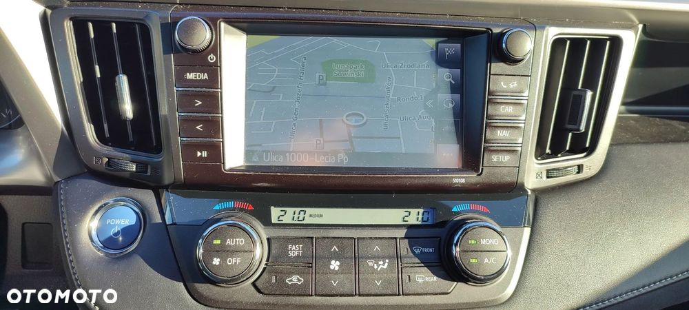 Toyota RAV4 Hybrid Style 4x4 - 18