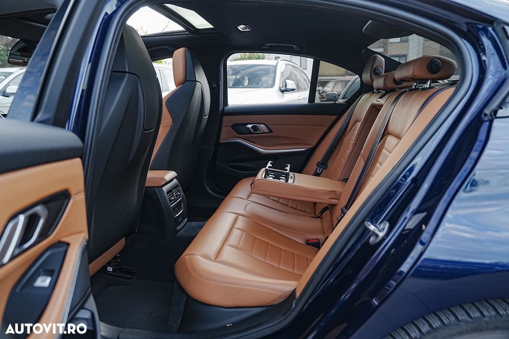 BMW Seria 3 330e Aut. M Sport - 30