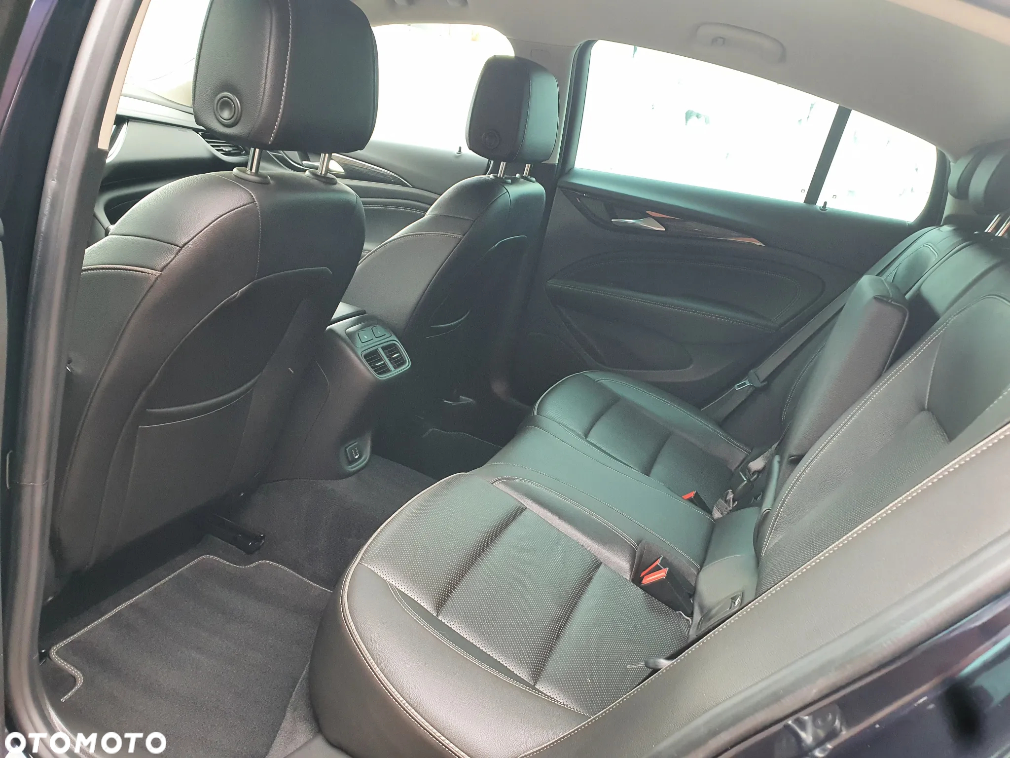 Opel Insignia 2.0 CDTI Executive S&S - 14