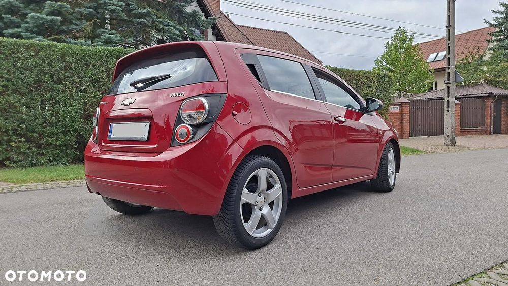Chevrolet Aveo 1.4 16V LS - 27