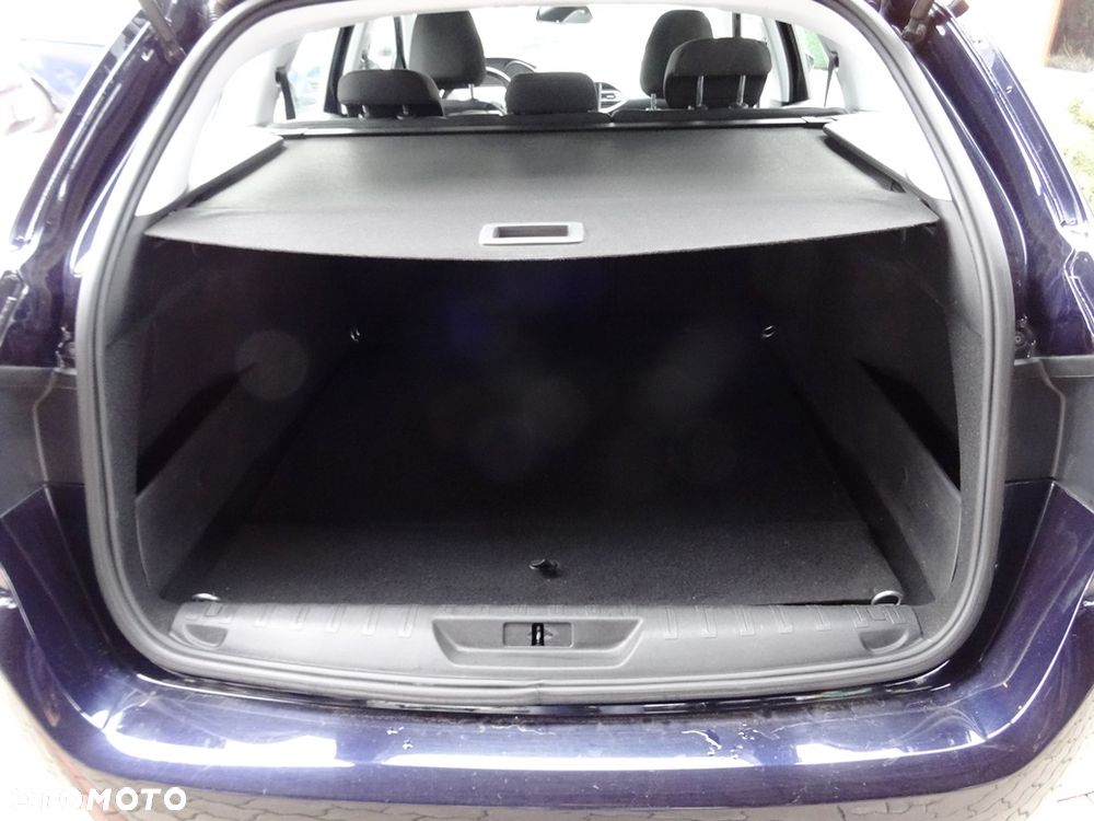 Peugeot 308 1.5 BlueHDi Business Line S&S - 9