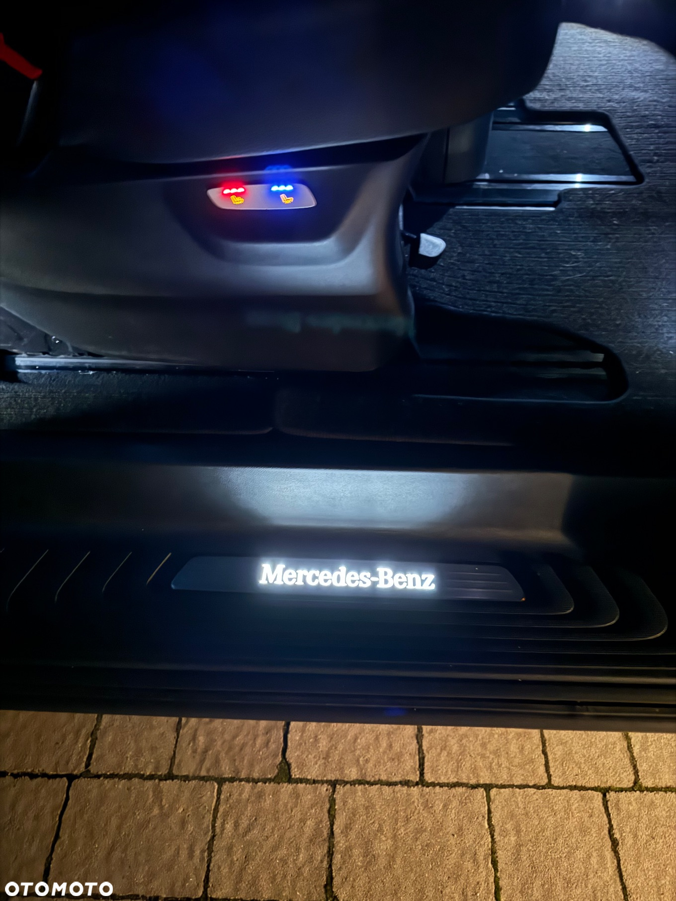 Mercedes-Benz Klasa V 250 d 4-Matic Avantgarde 7G-Tronic (d³ugi) - 23