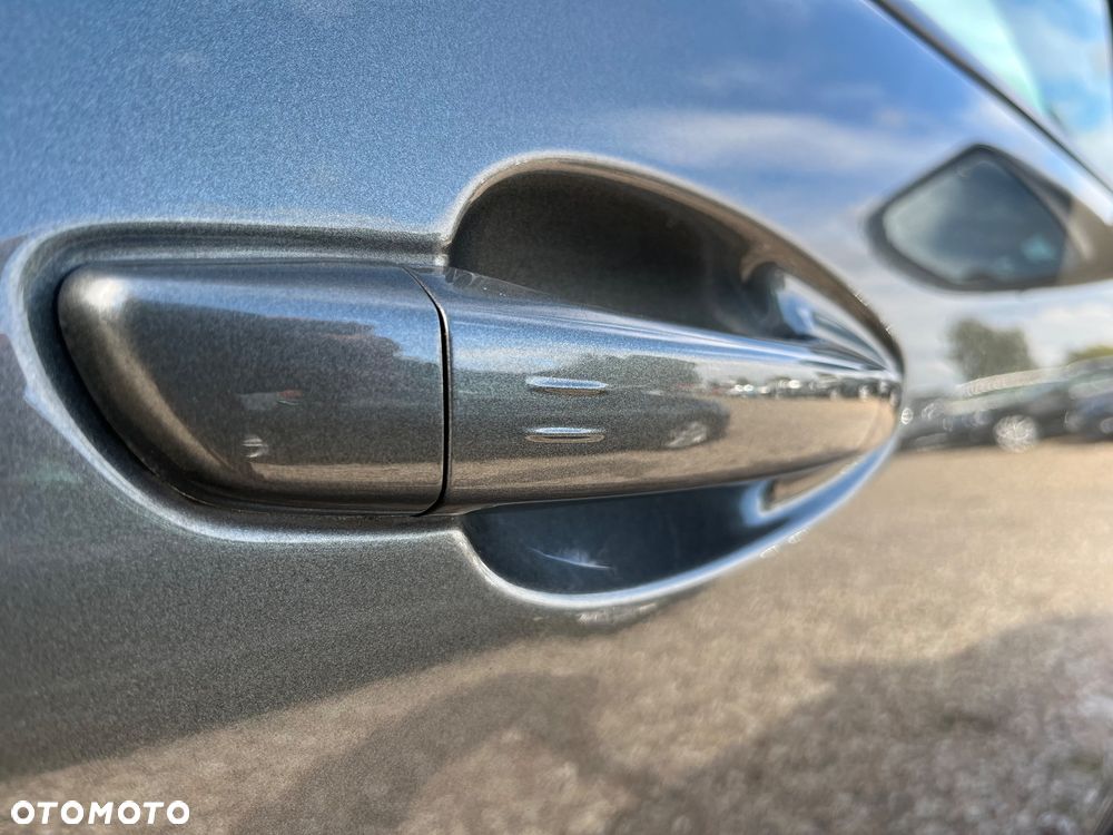 Peugeot 3008 PureTech 130 Stop & Start GPF Allure Business-Paket - 34