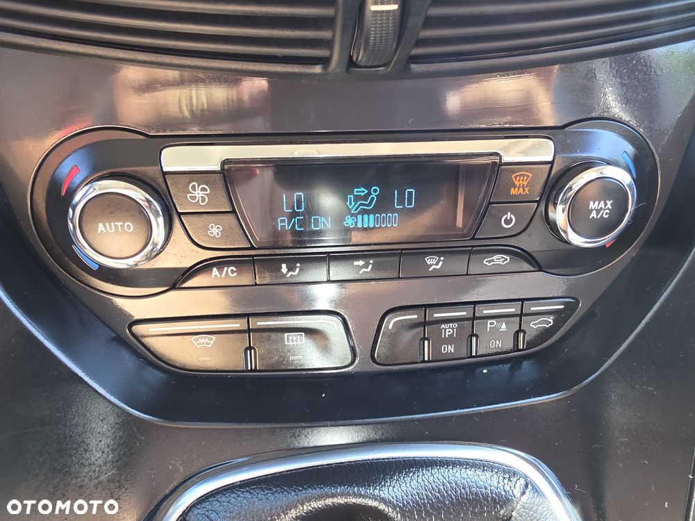 Ford Kuga 2.0 TDCi 4x4 SYNC - 22