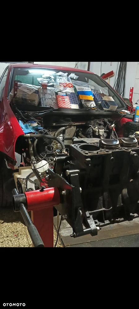 Volkswagen Golf 2.0 GTI - 11