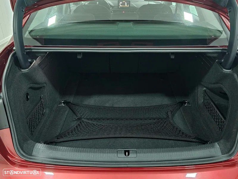 Audi A4 1.4 TSI Design - 33