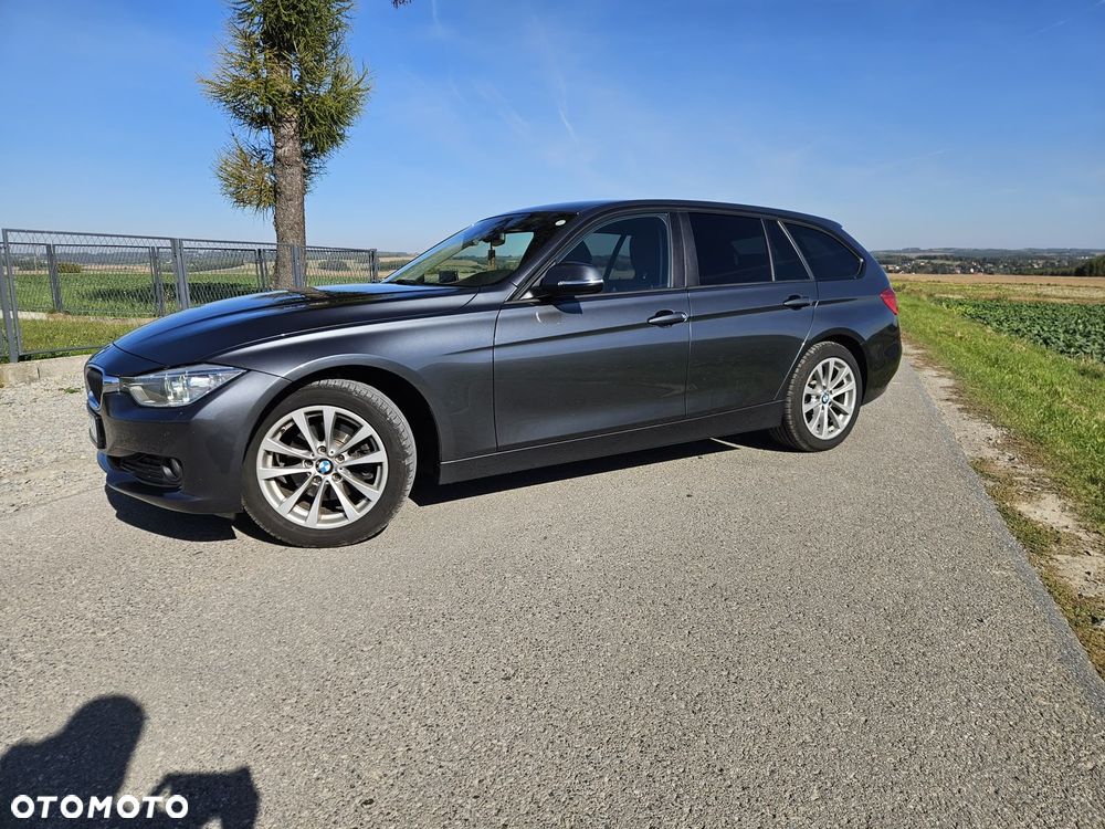 BMW Seria 3 320d - 9