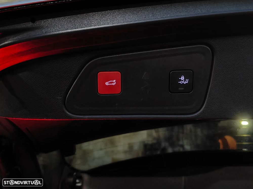 Peugeot 3008 1.6 Hybrid4 GT Line e-EAT8 - 16