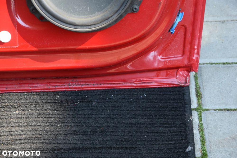 Opel Meriva A Drzwi lewy tył lewe tylne BEZ RDZY czerwone 573 - 7