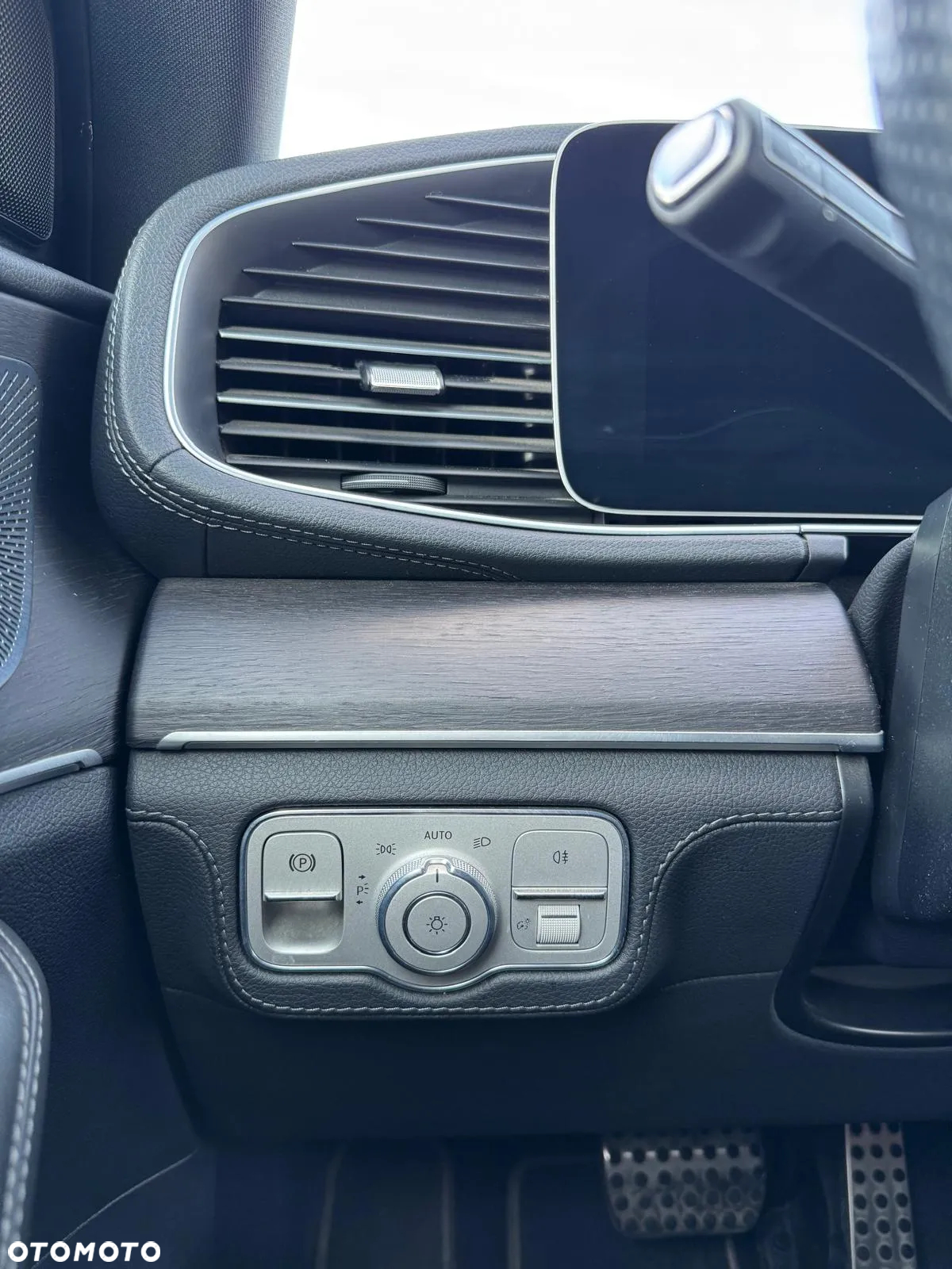 Mercedes-Benz GLE 400 d 4-Matic - 13