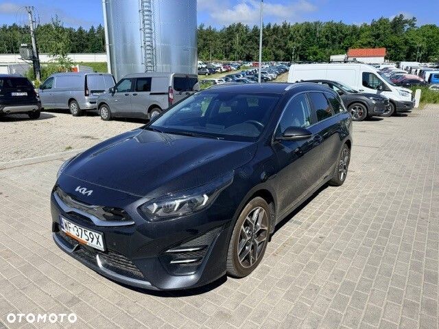 Kia Ceed - 1