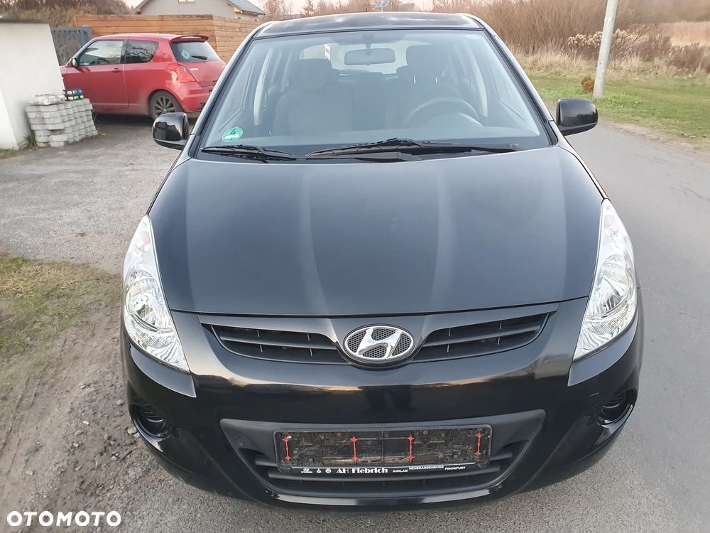 Hyundai i20 1.2 UEFA EURO 2012 Edition - 11