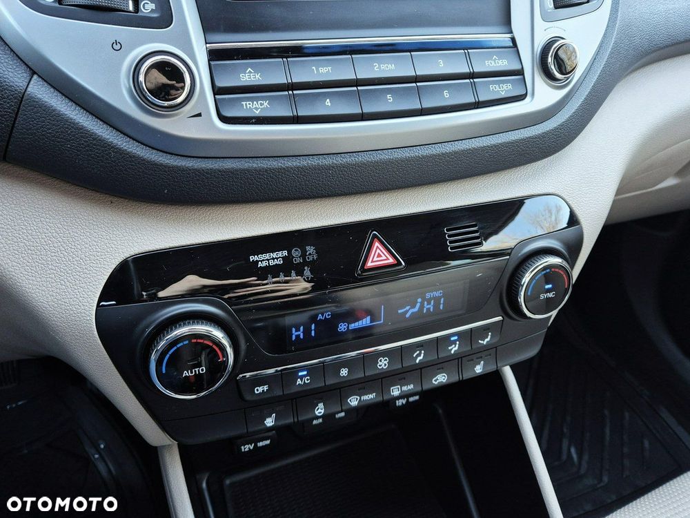 Hyundai Tucson 1.6 GDI BlueDrive Comfort 2WD - 25