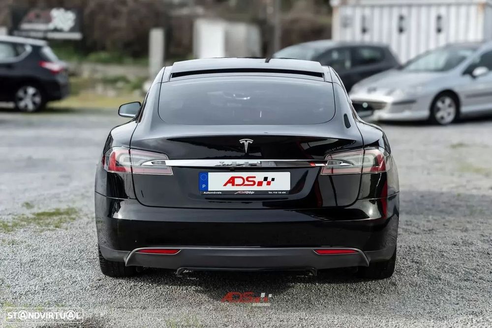 Tesla Model S 85 - 7