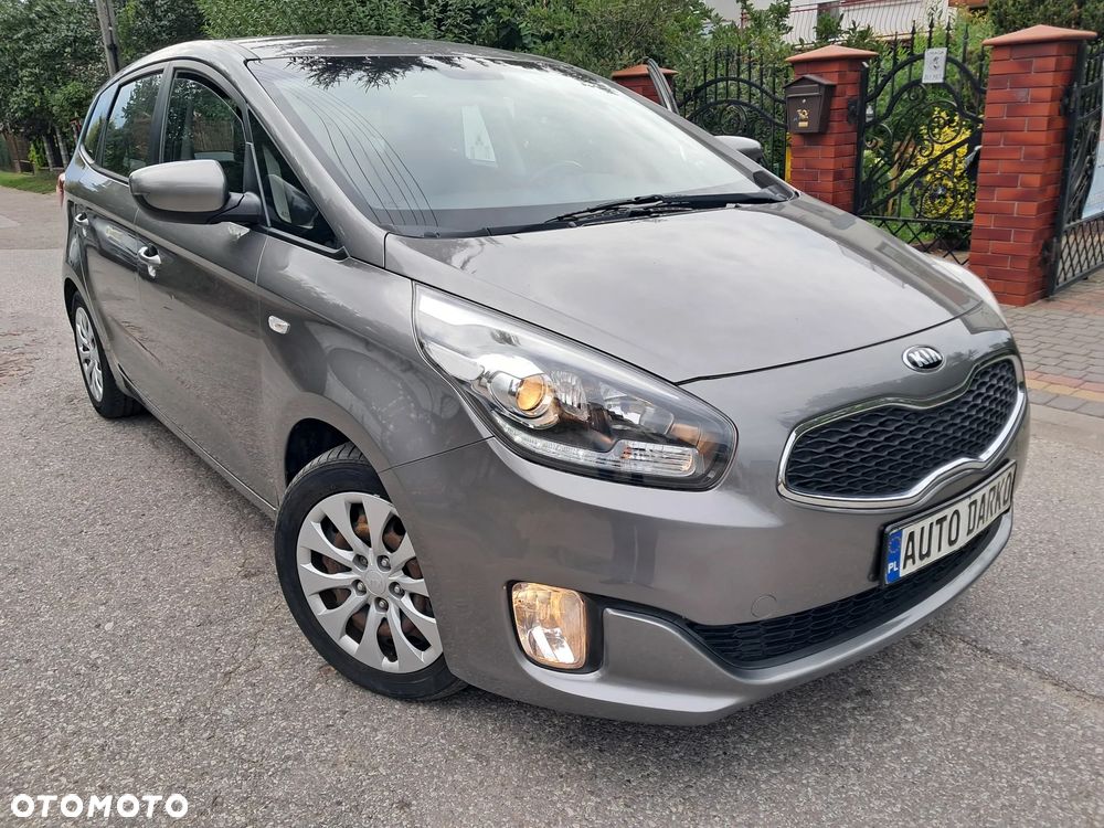 Kia Carens 1.7 CRDi 115 Dream Team Edition - 1