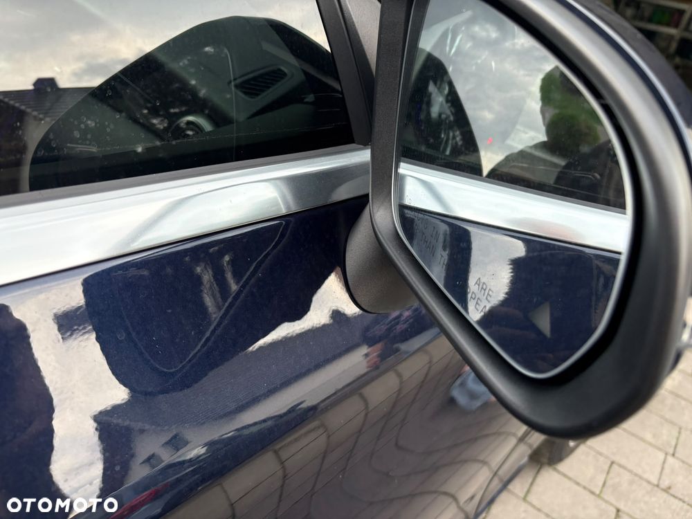 Mercedes-Benz Klasa C 300 4MATIC 9G-TRONIC - 18