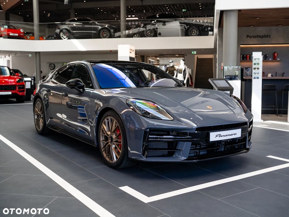 Porsche Panamera GTS - 7