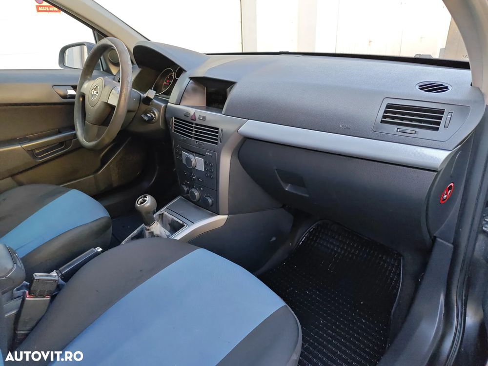 Ford Focus 1.8 TDCI Ghia - 8