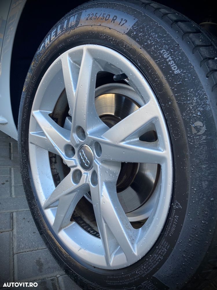 Audi A4 2.0 TDI S tronic Sport - 9