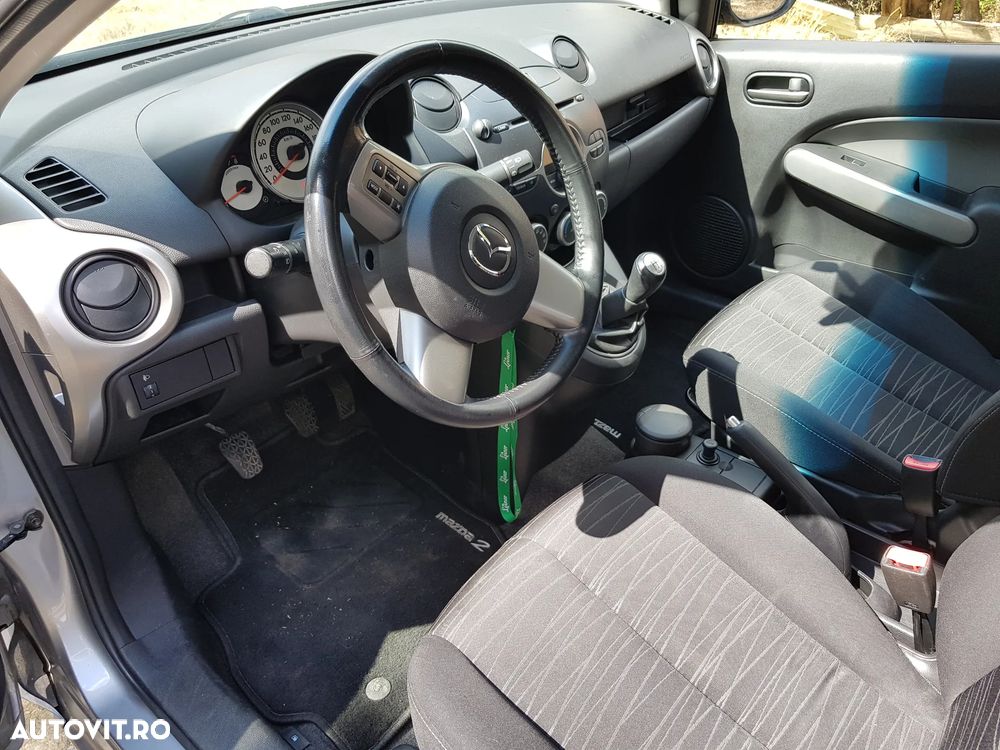 Mazda 2 1.3i TE - 6