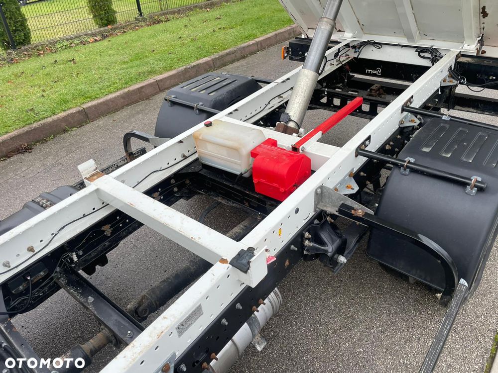 Iveco D 3.0 wywrotka dmc do 3,5t - 21