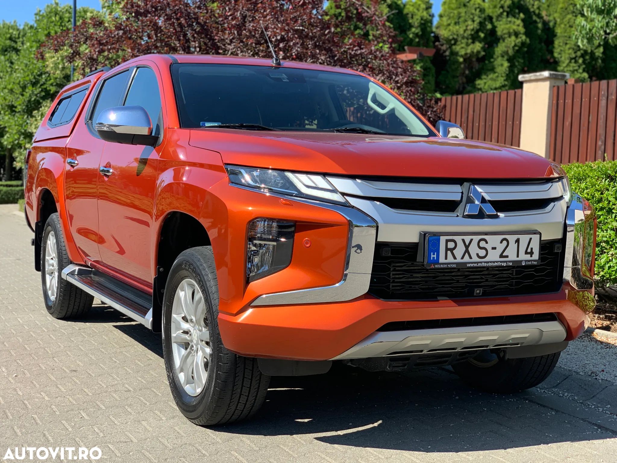 Mitsubishi L200 Double Cab 2.2 DI-D A/T Instyle - 1