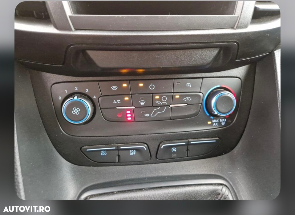 Ford TRANSIT CONNECT - 5
